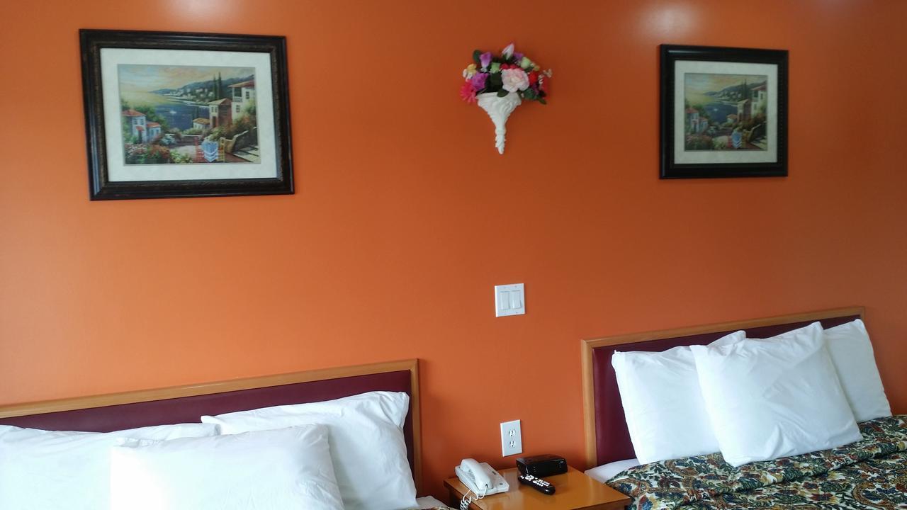 River Mist Inn Sturgeon Falls Екстер'єр фото