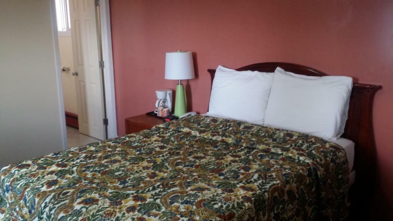 River Mist Inn Sturgeon Falls Екстер'єр фото